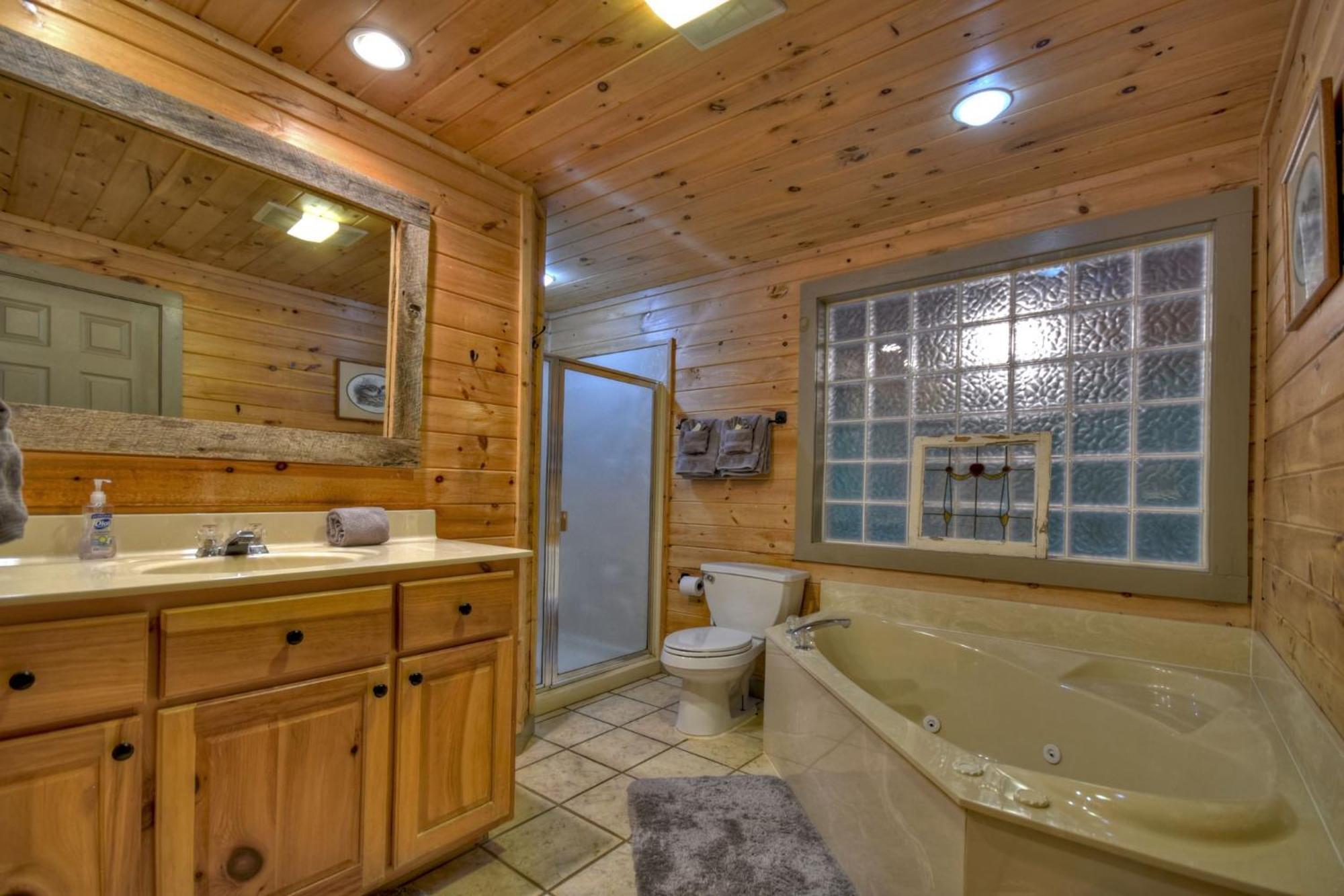 K6 Lodge Gather Around The Firepit Soak In The Hot Tub And Splash In The Creek Blue Ridge Exterior foto